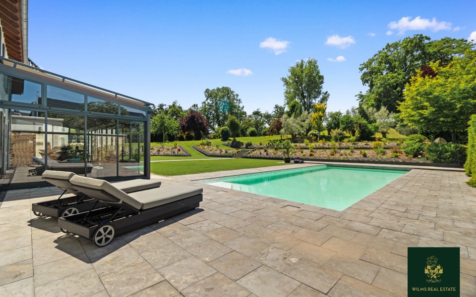 Außenansicht mit Blick auf den Garten