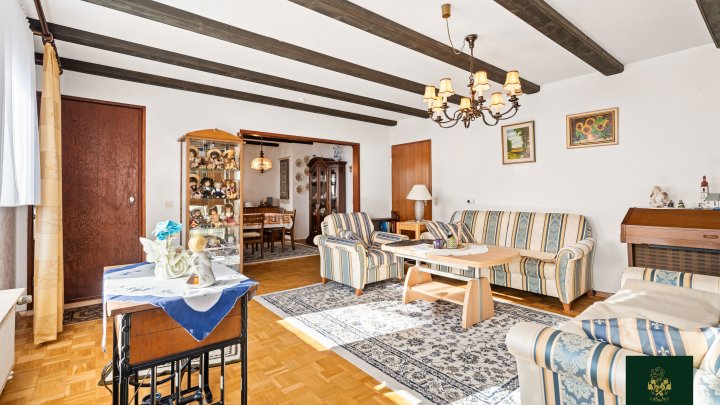 Platz für die ganze Familie! Fertighaus mit 4 Schlafzimmern und Garten